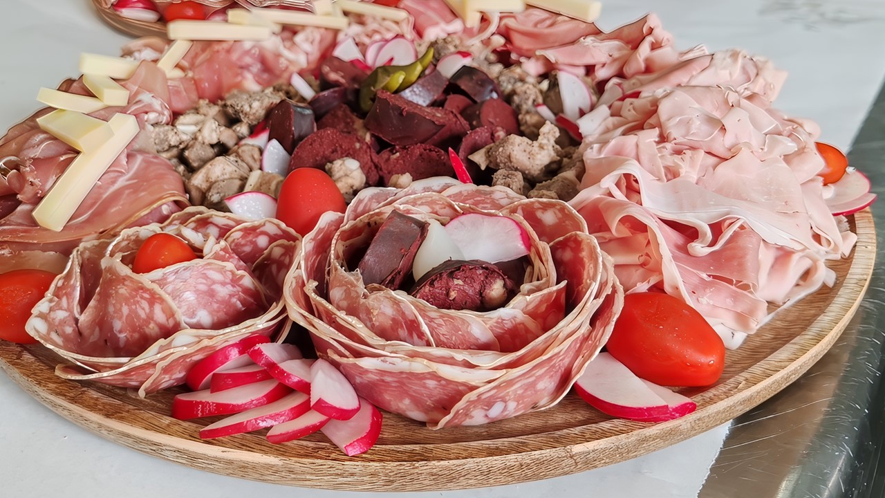 format produits assiette charcuterie