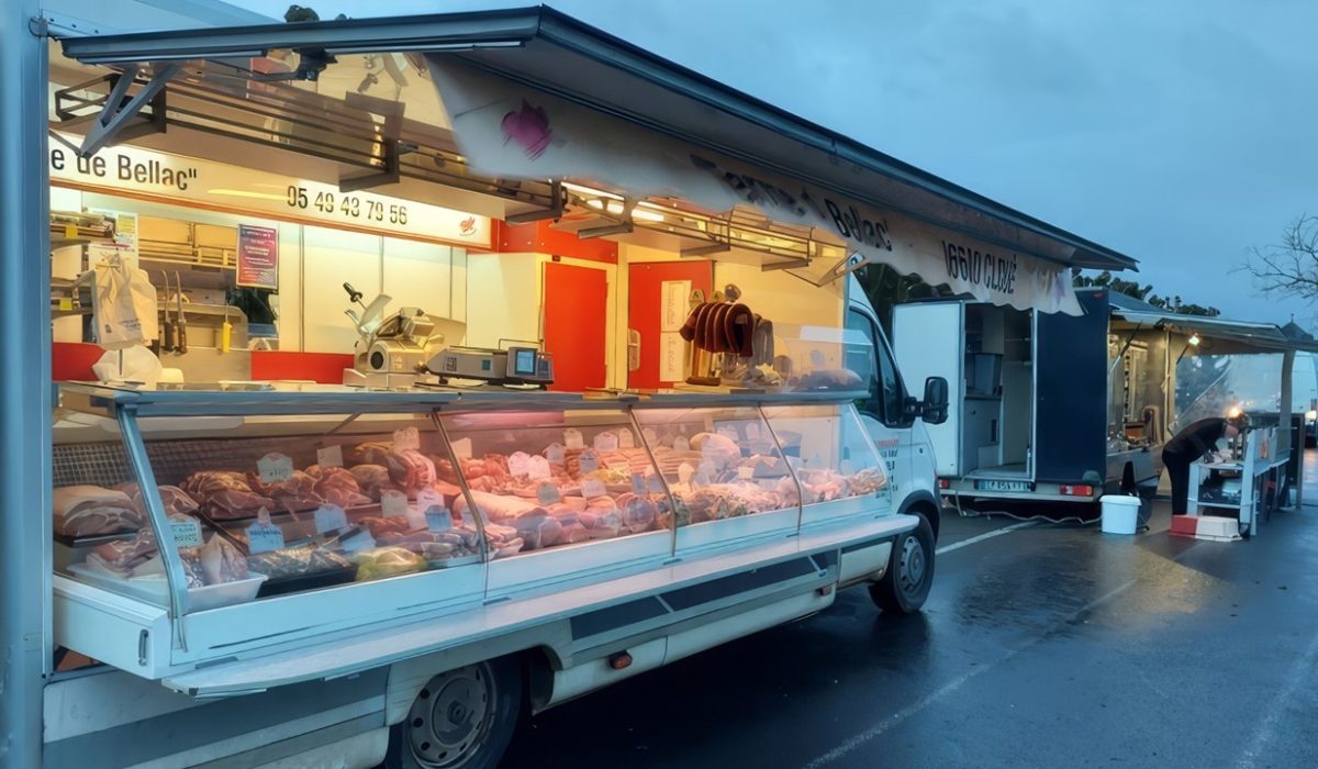 format produits camion vente marché gençay